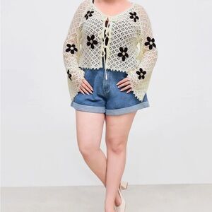 Knitted V-Neck Floral Knotted Hollow Out